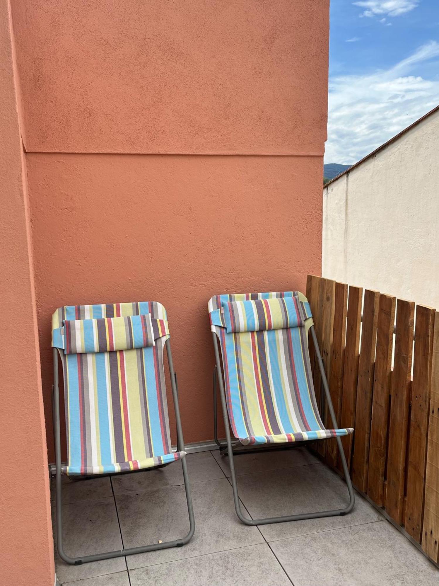 Au Coeur De Ville Avec Terrasse Céret Exterior photo